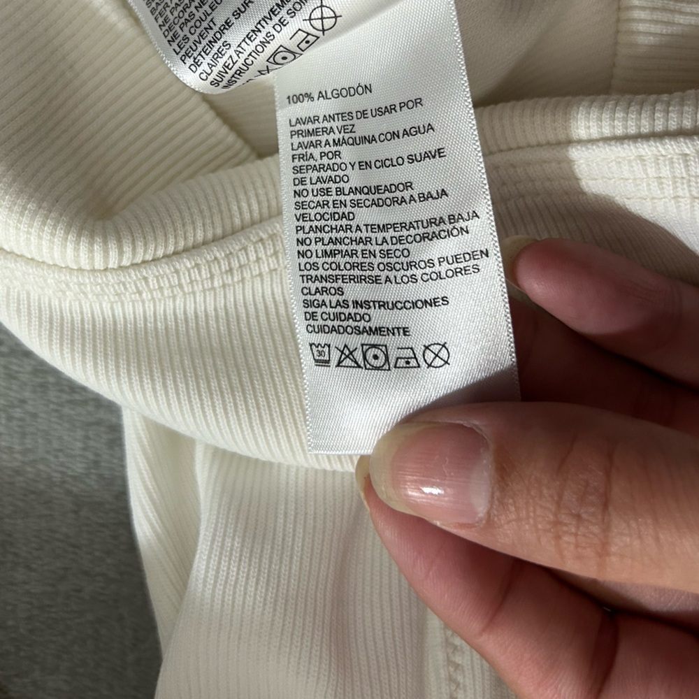 Tommy Bahama quarter zip sweater - Picture 10 of 11